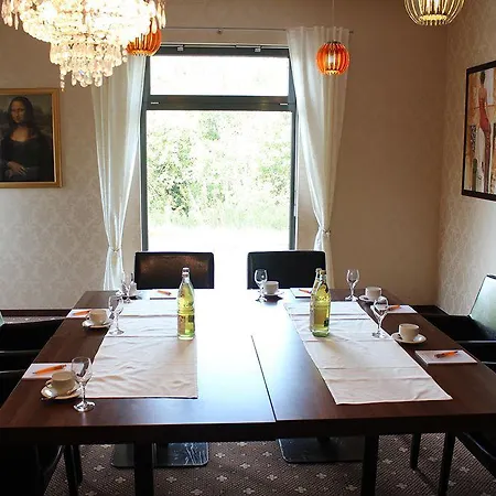 Parkhotel Otel Nieheim